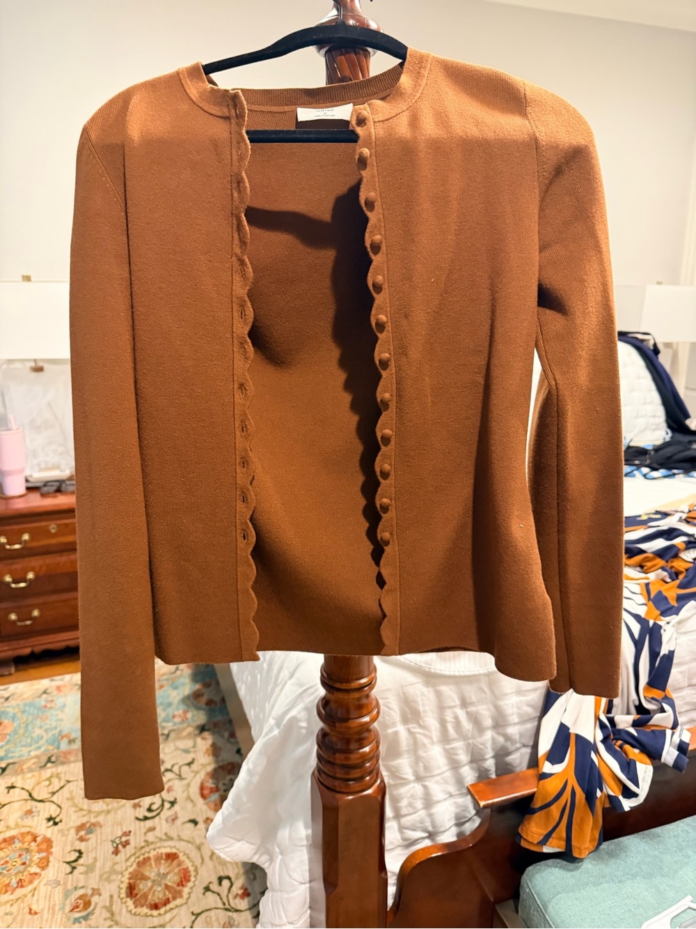 Aritzia Chestnut Scallop-Trim Knit Cardigan Wilfred